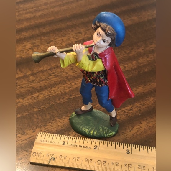 Vintage Italian Nativity Figure Plastic Replacement Shephard Boy Playing Horn - Picture 13 of 16